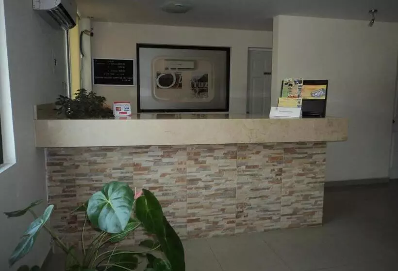 בית מלון כפרי Santa Cruz Mochis