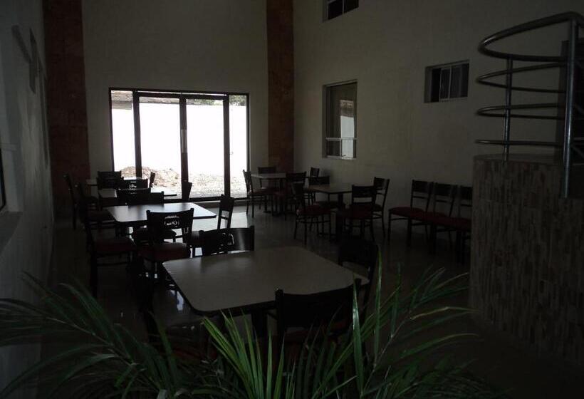 בית מלון כפרי Santa Cruz Mochis