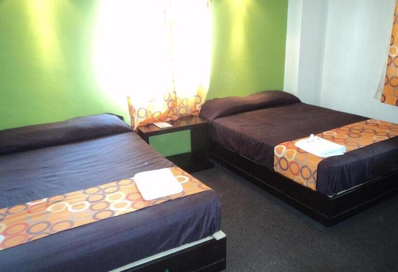 בית מלון כפרי Santa Cruz Mochis