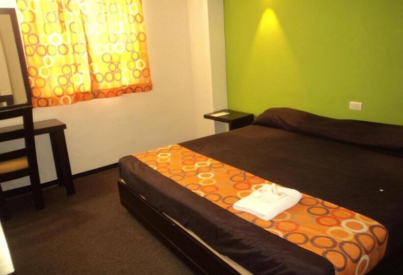 בית מלון כפרי Santa Cruz Mochis