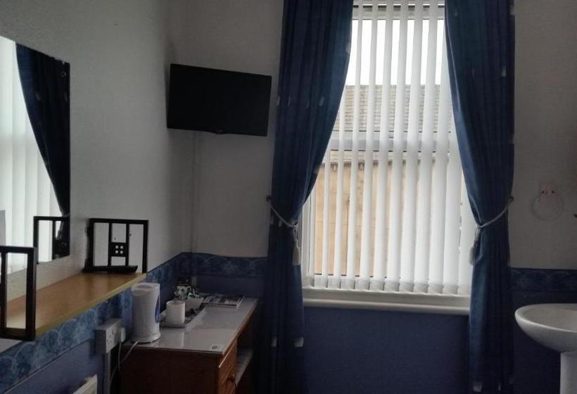 ペンション The Trevelyan