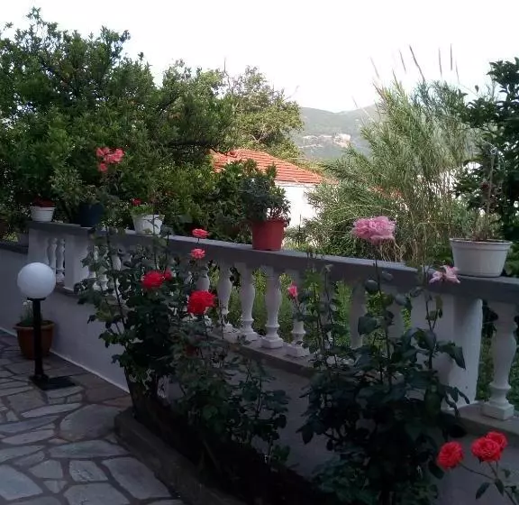 Sofia's Garden Studios