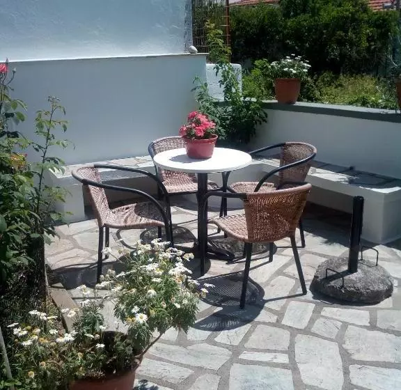 Sofia's Garden Studios