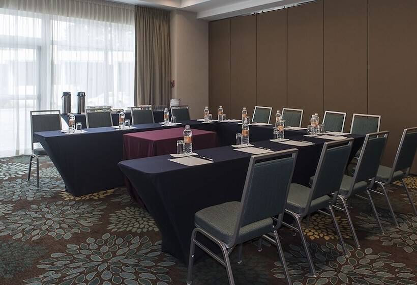 Staybridge Suites Puebla, An Ihg