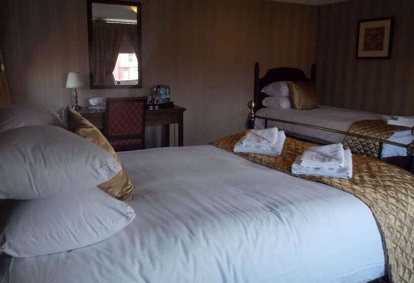 The Mountford Hotel   Free Parking