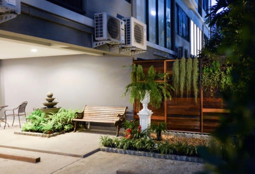 The Pad Silom Serviced Apartment