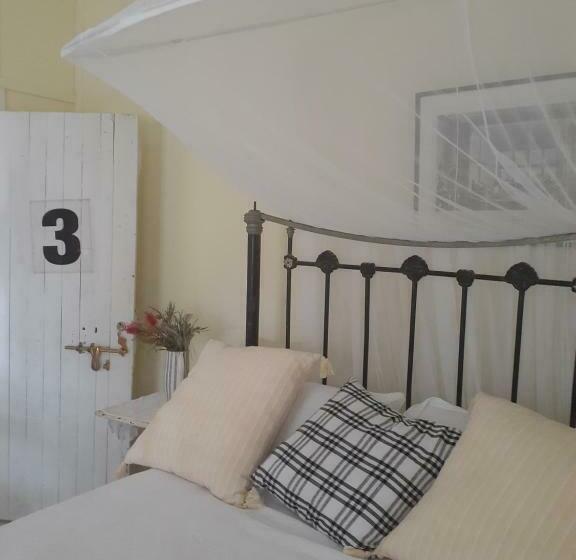 Bed and Breakfast The Old Bakehouse , Mt Molloy