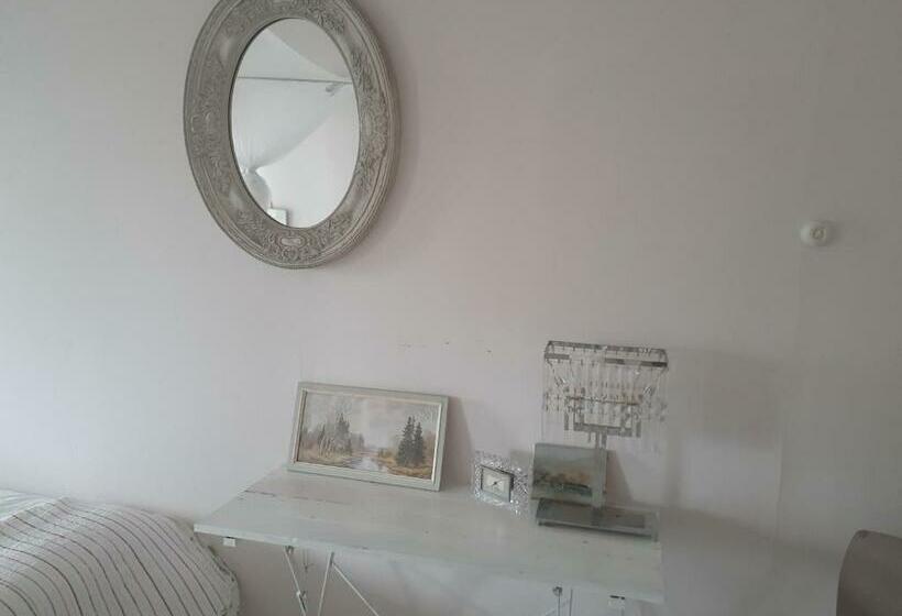 Bed and Breakfast The Old Bakehouse , Mt Molloy