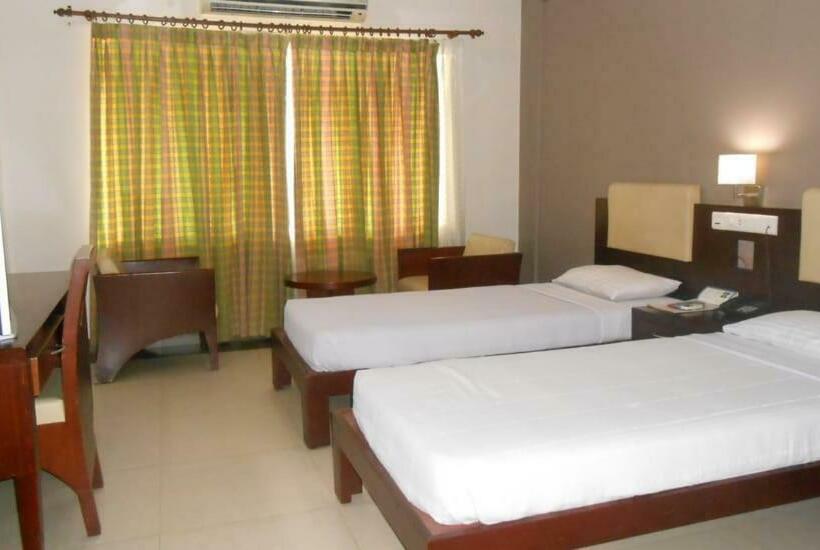 בית מלון כפרי Nayana