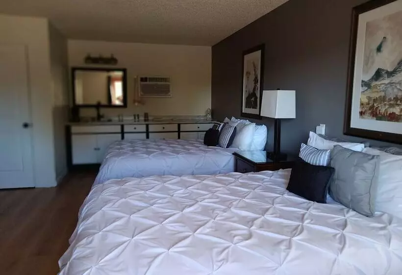 Motelli Furnas County Lodging