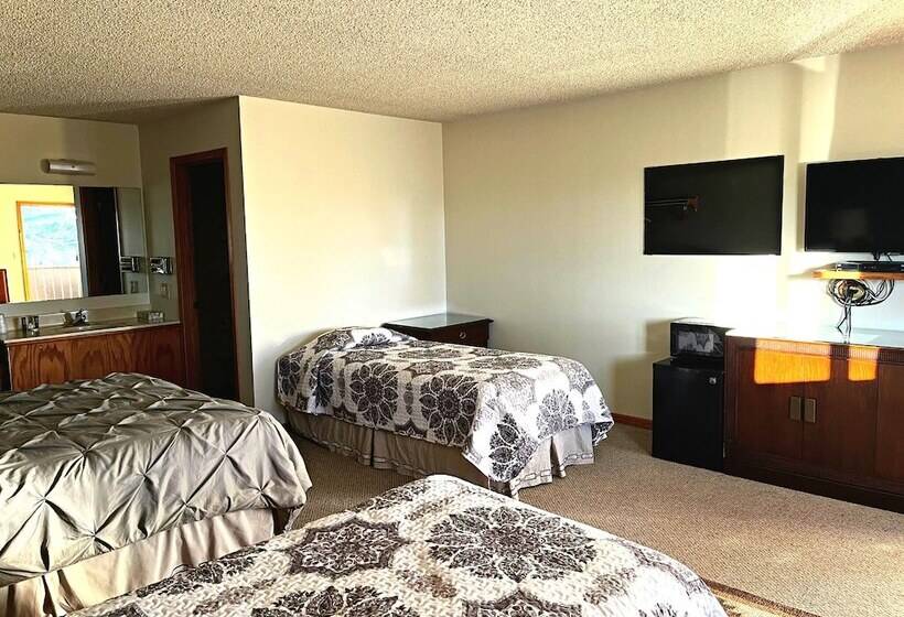 モーテル Furnas County Lodging