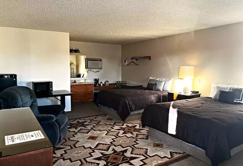 Motelli Furnas County Lodging