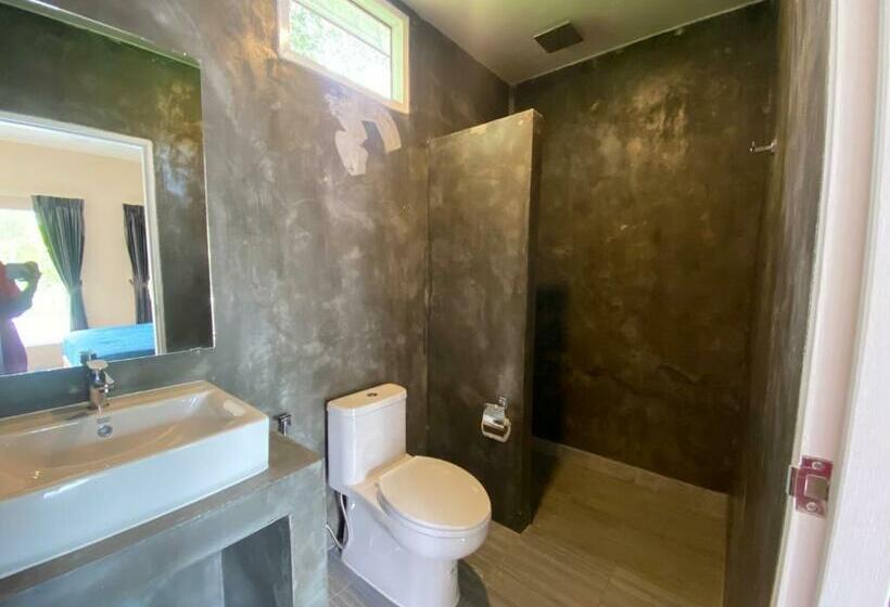 펜션 Kohyao Non Bay