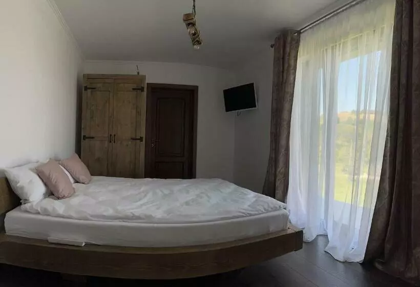 Pensiunea Lili’s House