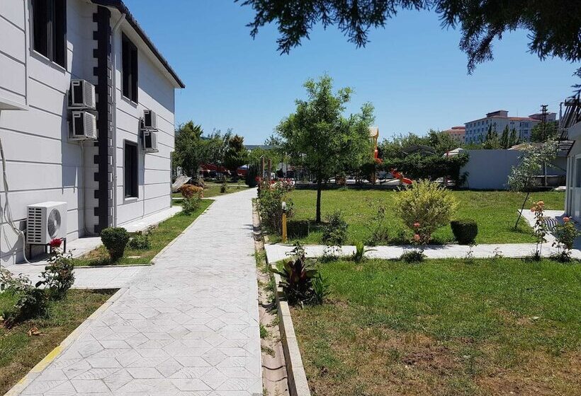 Sinopsis Resort Otel