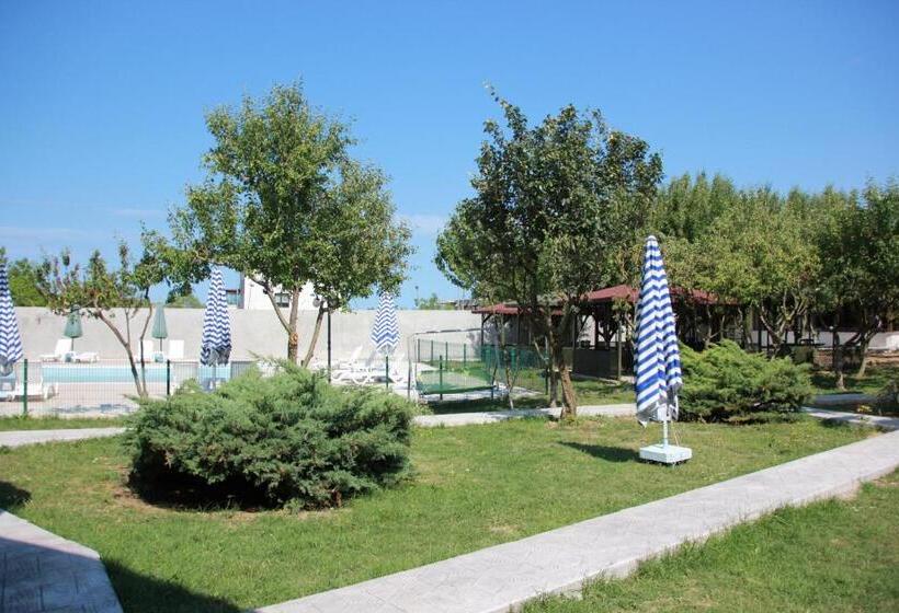 Sinopsis Resort Otel