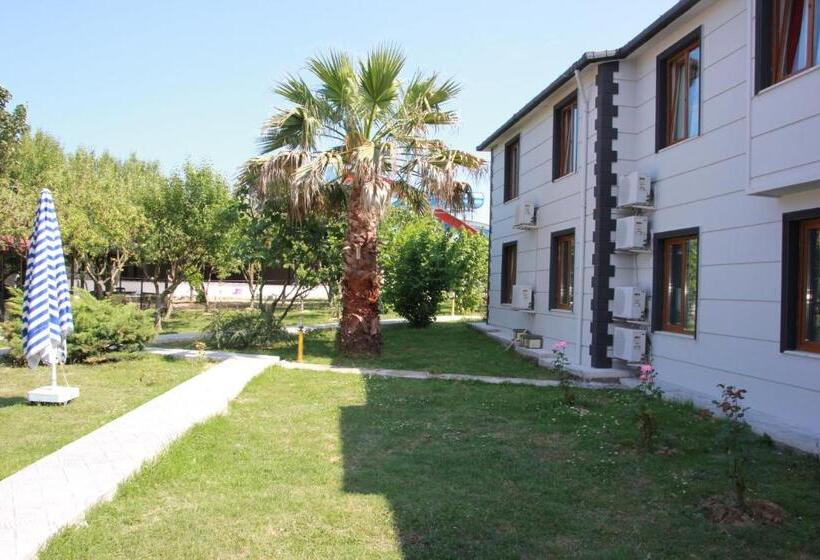 Sinopsis Resort Otel