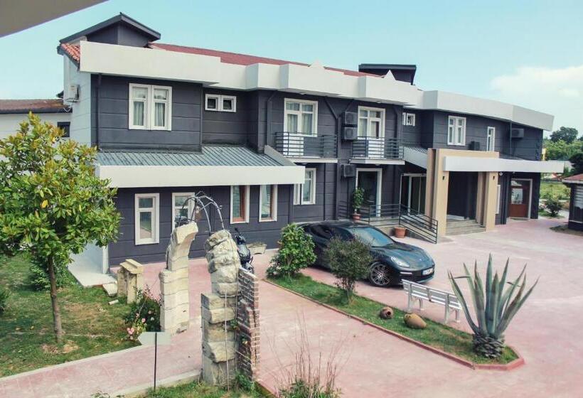 Sinopsis Resort Otel