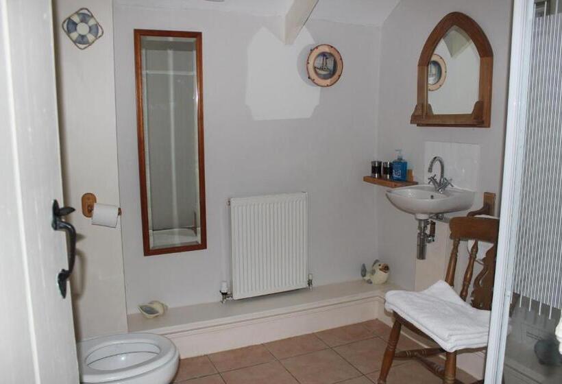 צימר Culloden Farmhouse