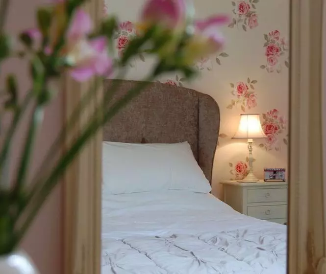 Bed and Breakfast Hare Lodge