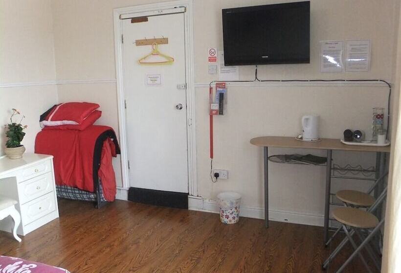 Bed and Breakfast Heavenly Nights Guest House