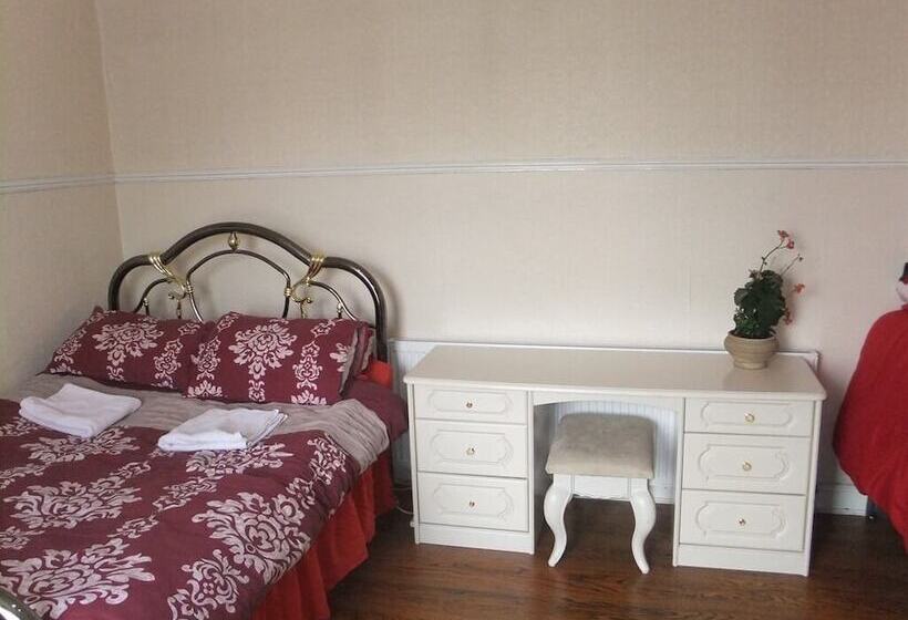 Bed and Breakfast Heavenly Nights Guest House