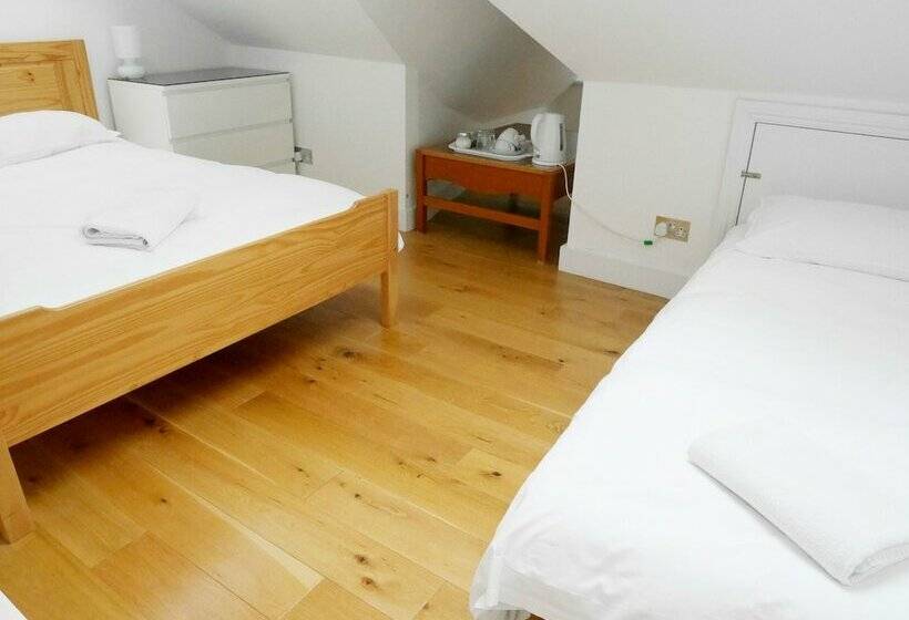 تختخواب و صبحانه Kew Studios And Rooms