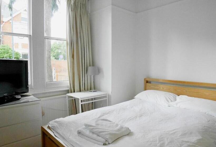 تختخواب و صبحانه Kew Studios And Rooms