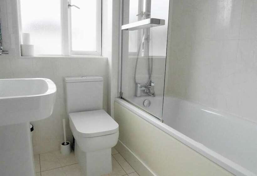 تختخواب و صبحانه Kew Studios And Rooms