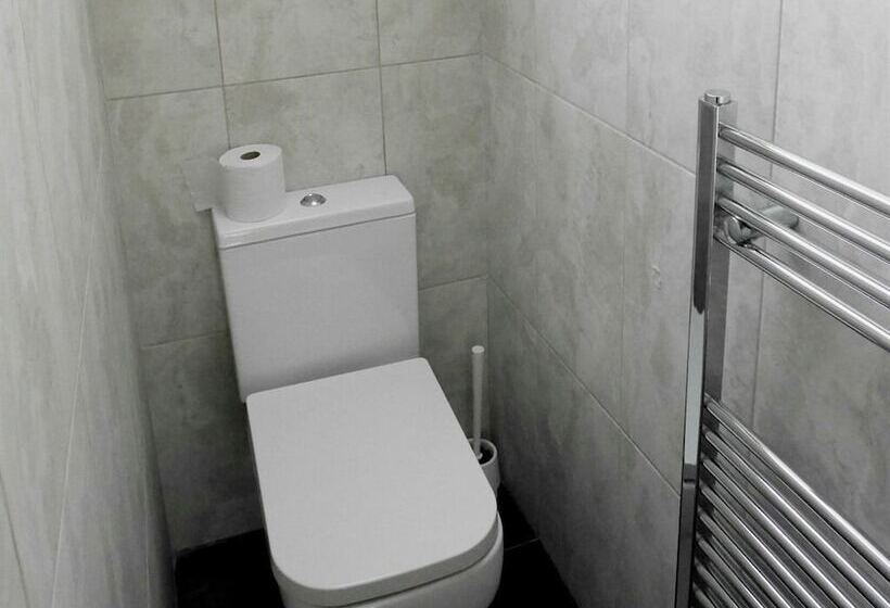 تختخواب و صبحانه Kew Studios And Rooms