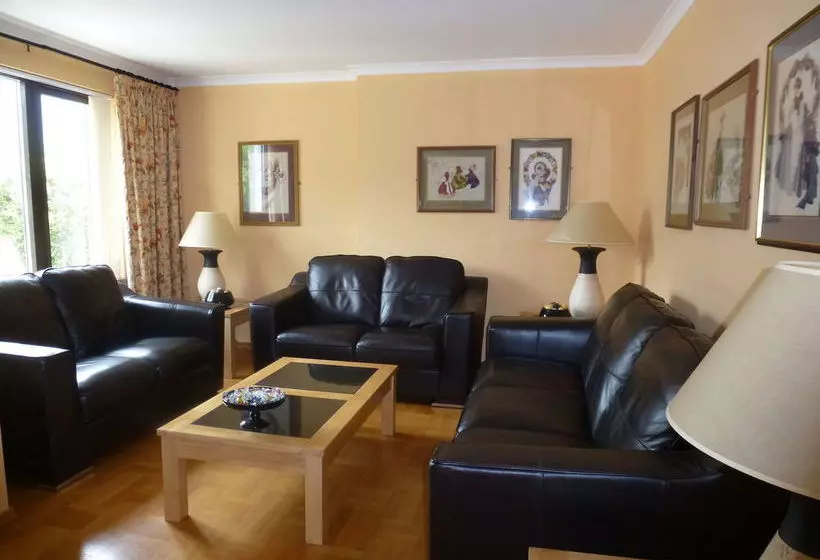 צימר Lochearn House