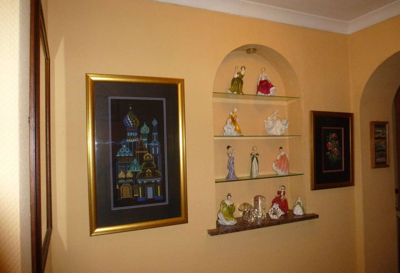 ベッドアンドブレックファースト Lochearn House