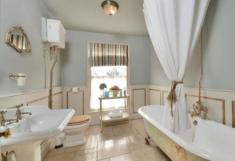 Bed and Breakfast The Hollies