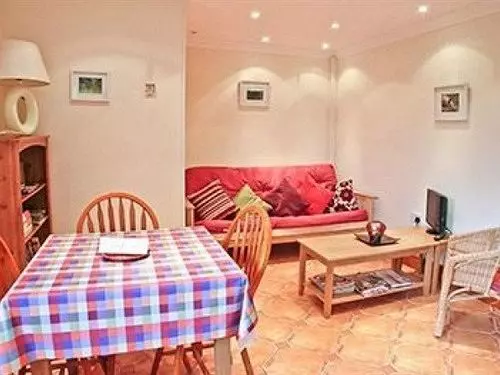 Bronhaul Farm Cottages