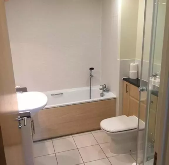 Cliddesden Place By House Of Fisher