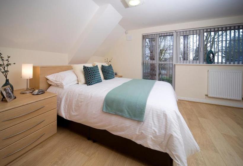 Cliddesden Place By House Of Fisher