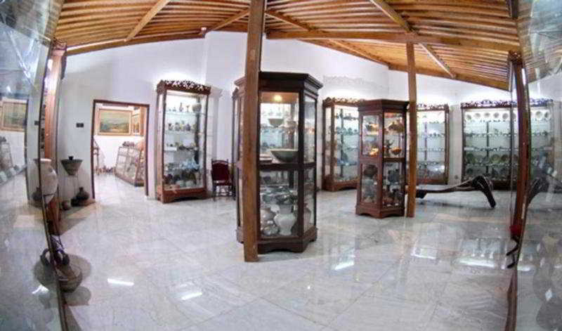 Hotell Hills Joglo Villa