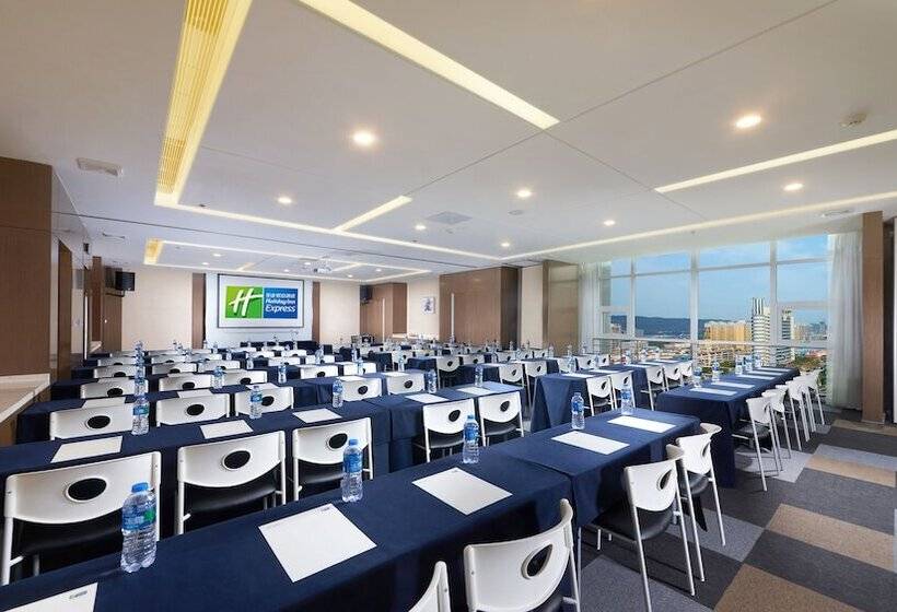 ホテル Holiday Inn Express Baoji City Centre, An Ihg