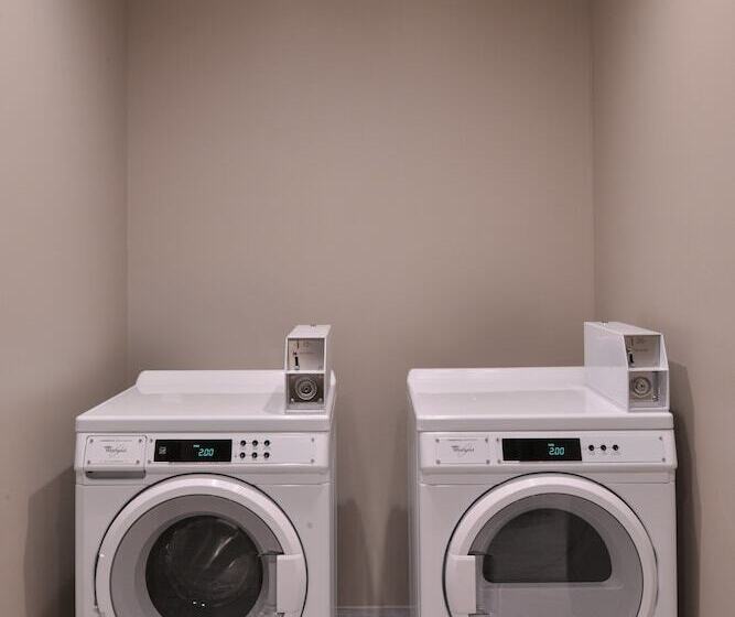 هتل Holiday Inn Express & Suites Houston E Pasadena By Ihg