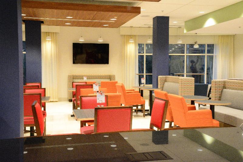 ホテル Holiday Inn Express & Suites Lexington Park California, An Ihg
