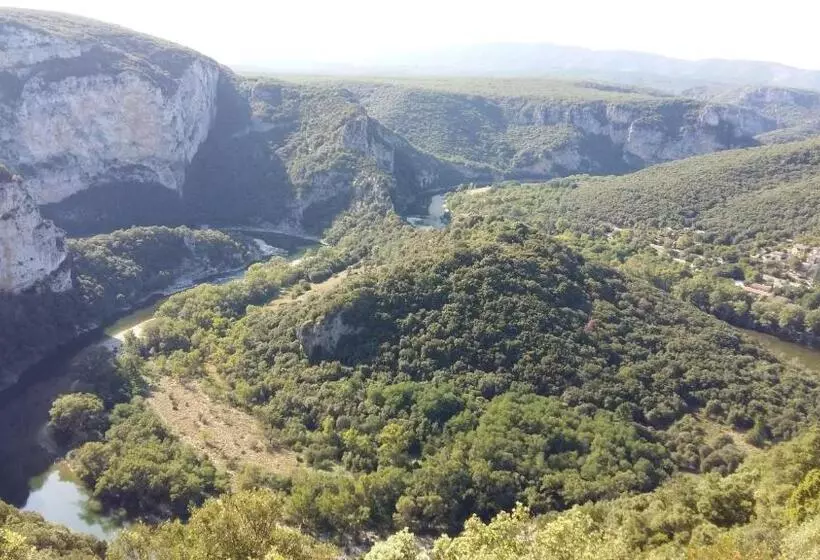 Отель Hôtel La Gravenne