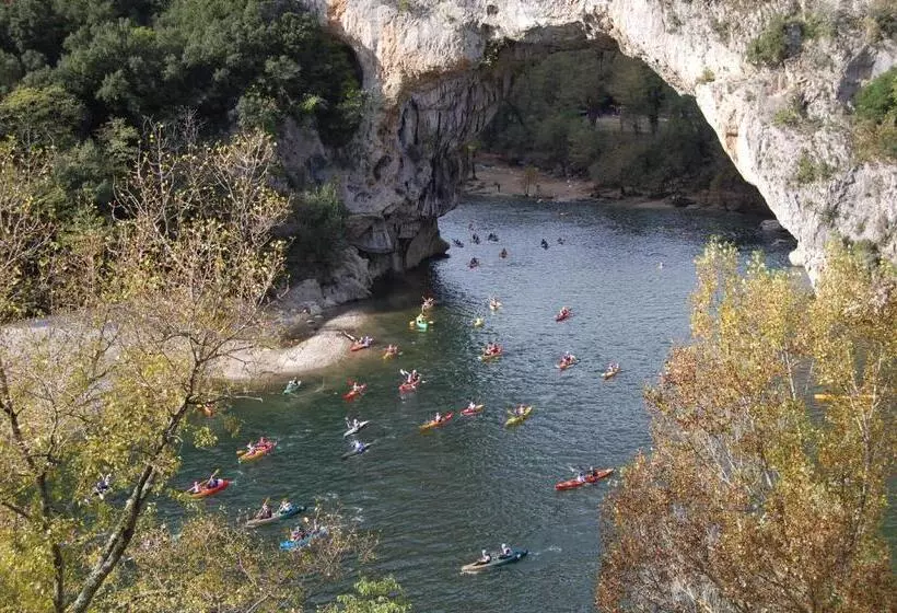 Отель Hôtel La Gravenne