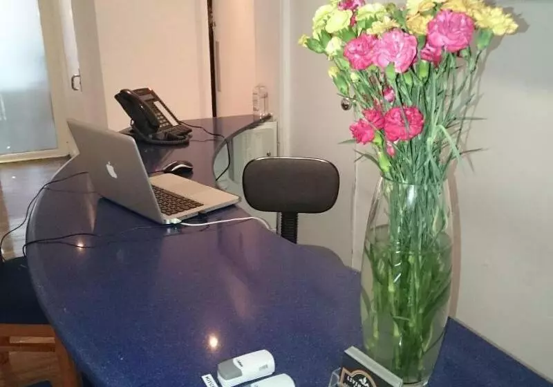 호텔 Livingston Lodge