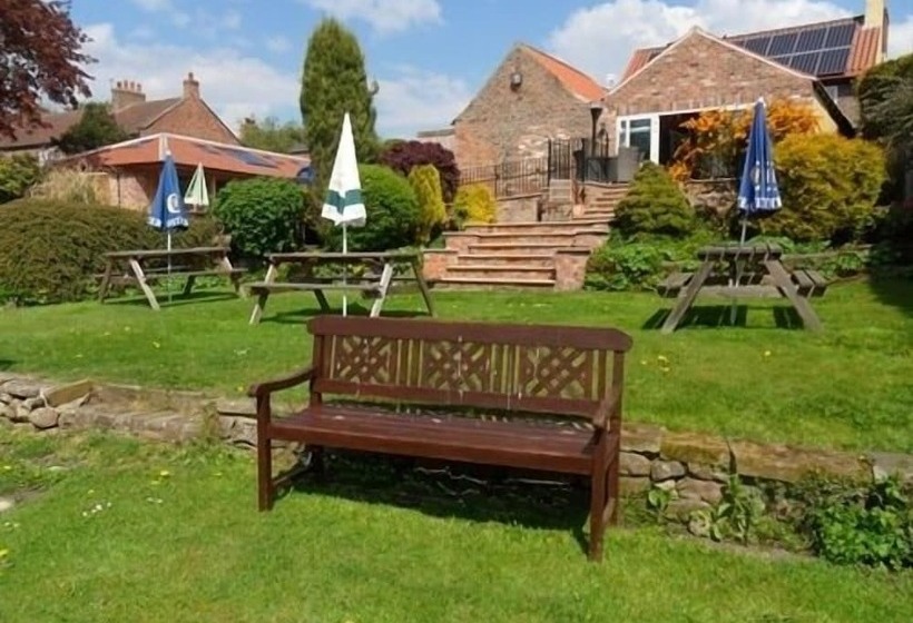 فندق Old Oak Tree