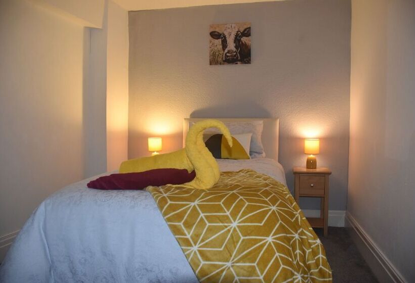 فندق Old Silent Inn