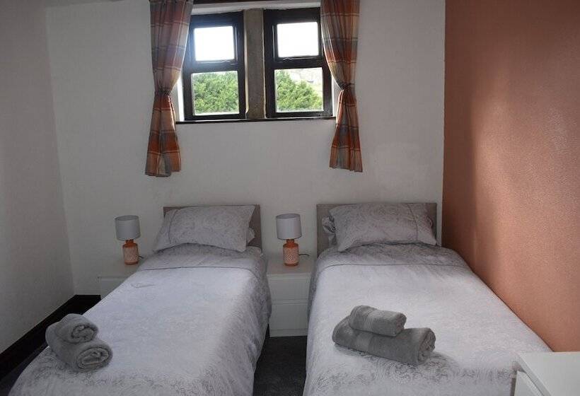 فندق Old Silent Inn