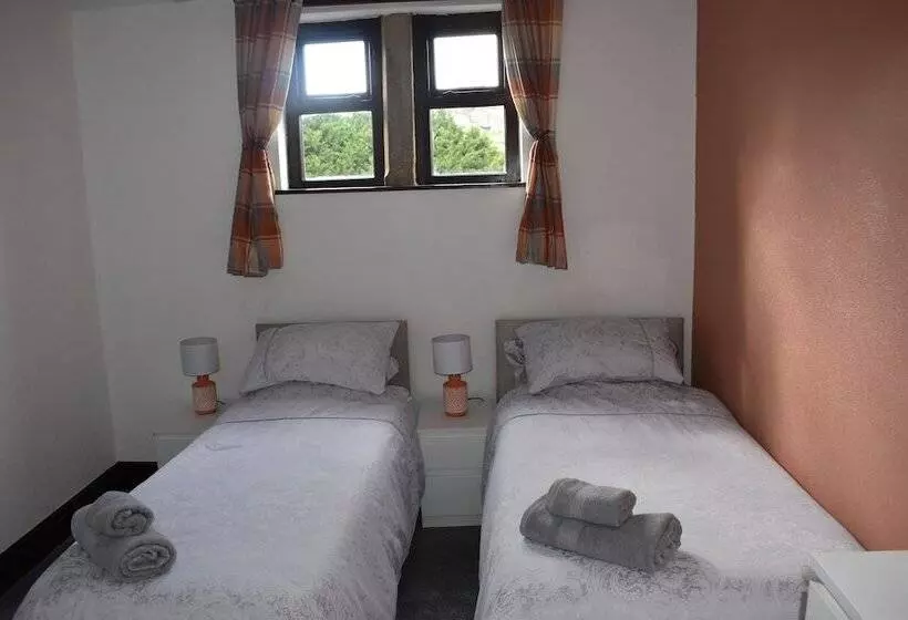 فندق Old Silent Inn