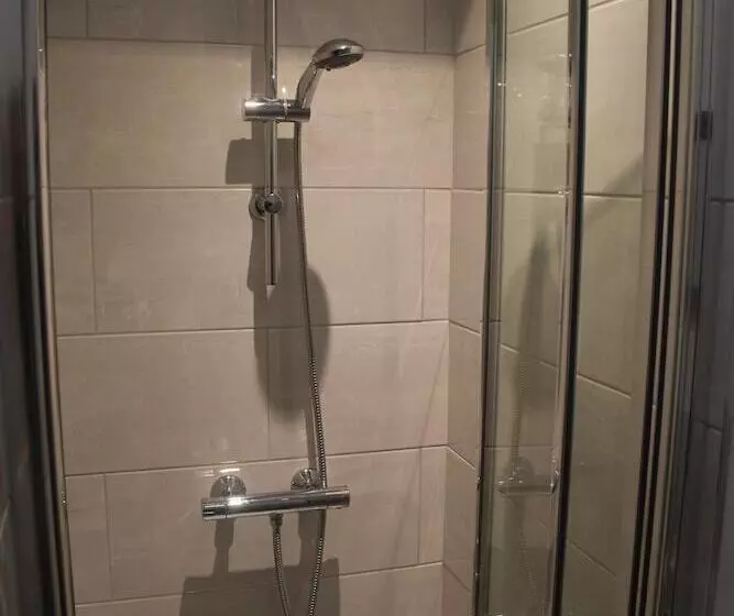 فندق Old Silent Inn