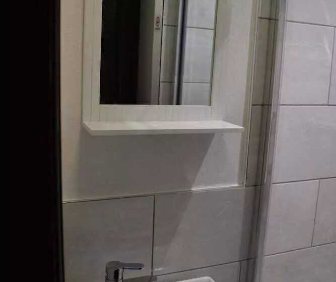 فندق Old Silent Inn