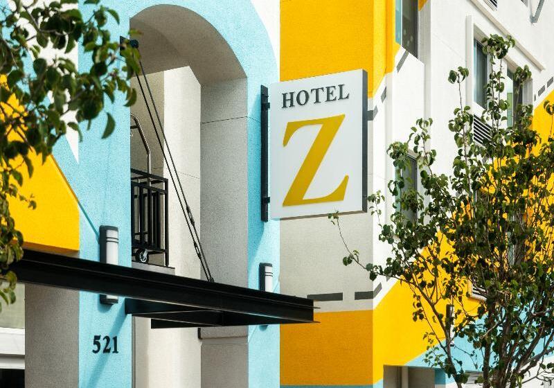 Staypineapple, Hotel Z, Gaslamp San Diego
